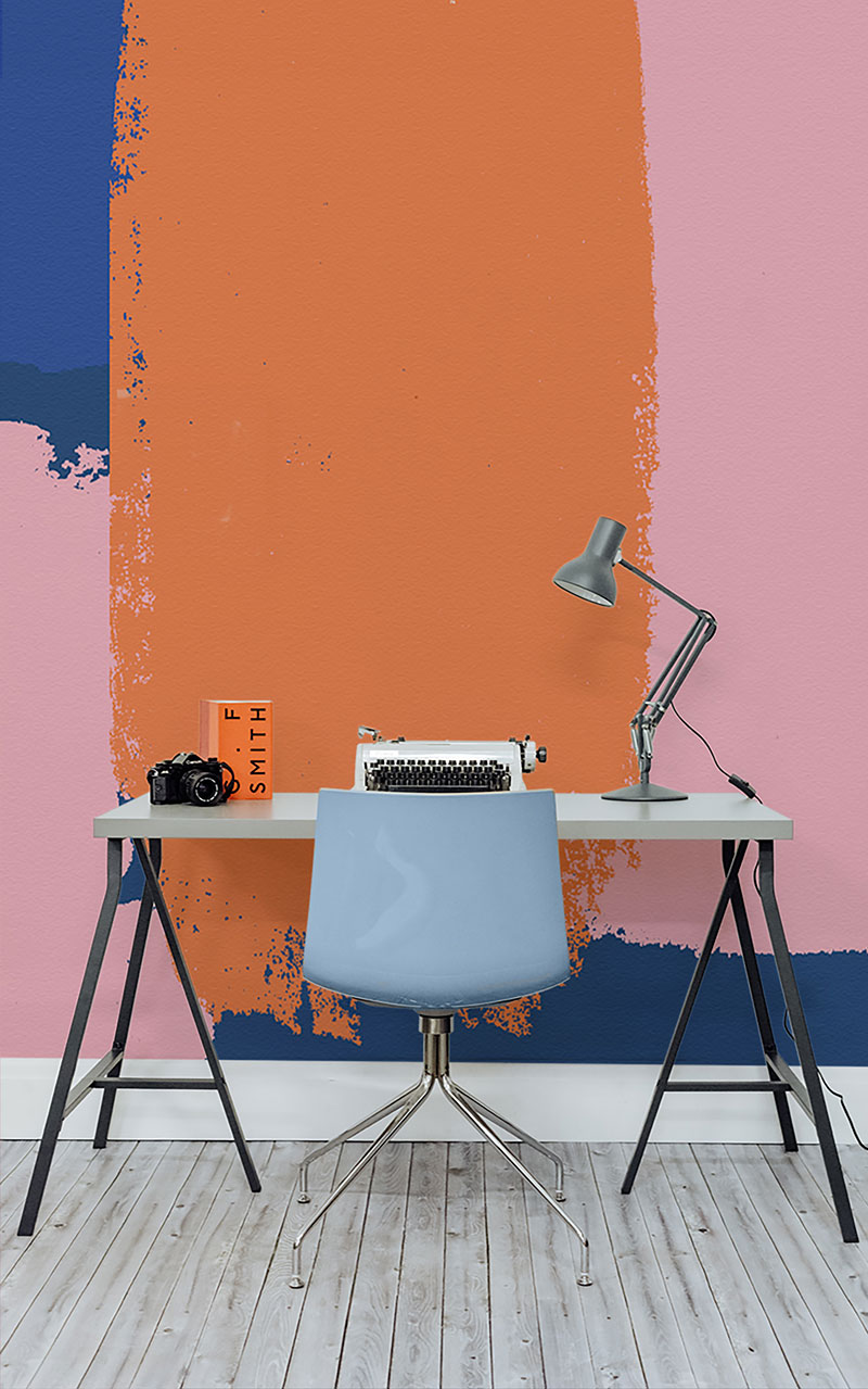 Wallpaper collezione Lifesyle modello Bright, colori accesi a contrasto: blu, arancio e rosa antico.