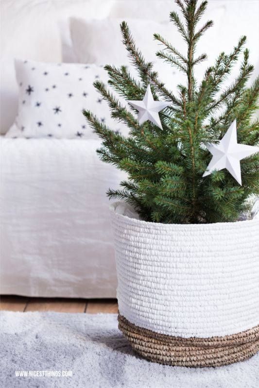 Plain interioris - christmas tree easy